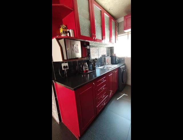 2 BEDROOM HOUSE FOR SALE IN PROTEA GLEN